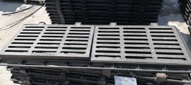 鼓楼球墨铸铁连体双篦展示